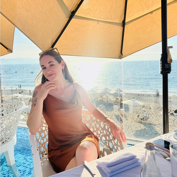 Meet your Posher, Jennifer - Picture 6 of 12